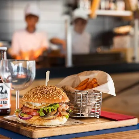 Istra - By Liburnia & Szálloda