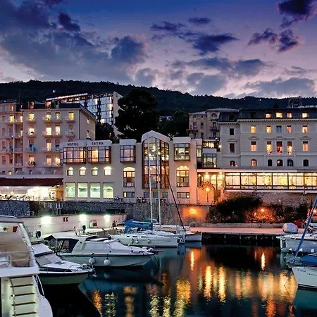 Szálloda Istra - Liburnia 3*